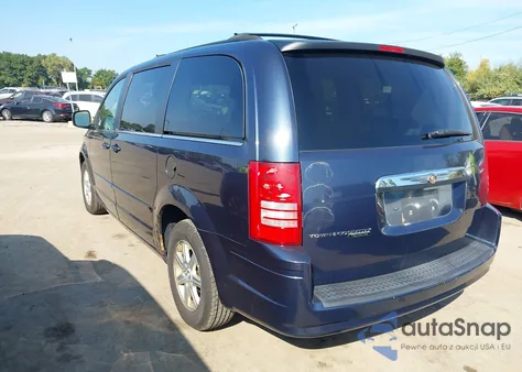 2008 Chrysler Town & Country Touring из США, поврежденный, VIN 2A8HR54P88R611708